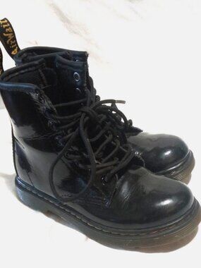 Doc Martens 1460 J Girls Black Patent Leather 8-Eye Boots Size 11 Unisex
